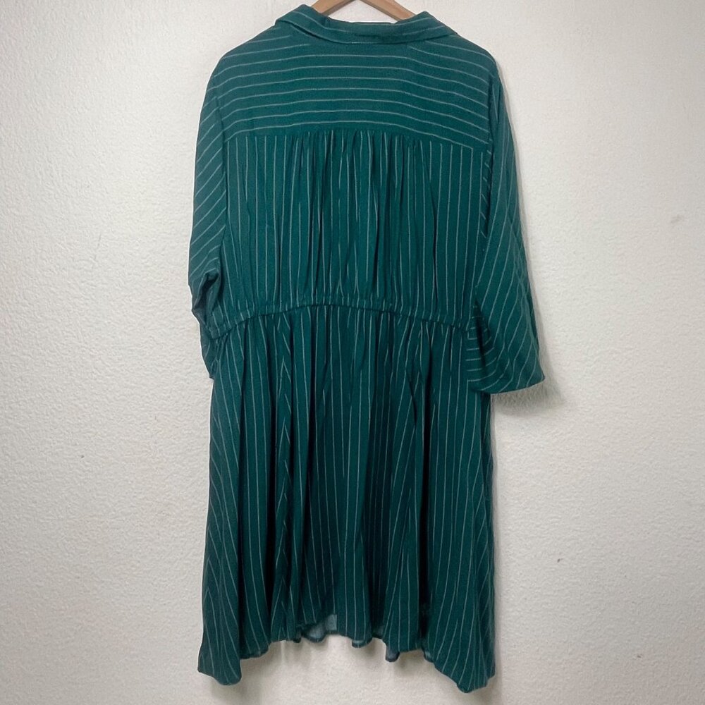Torrid Women’s Shirt Dress Size 3/3X Green White Stripes Button-Up NWT - Picture 9 of 10